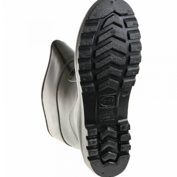Bota de PVC Cano Médio C/Forro Cor: Preta...